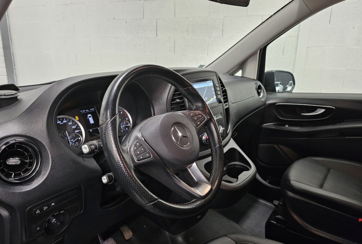Mercedes Vito 119 cdi 190 cv 4X4 bva mixto select + options 