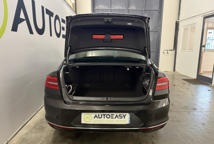 Volkswagen Passat 2.0 TDI 150 CARAT * Toit ovrant / CarPlay / Caméra / Cuir Alcantara / DSG7