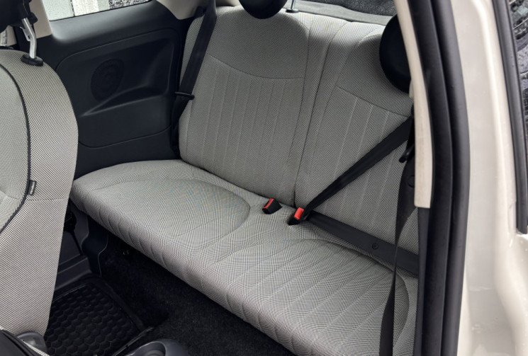 FIAT 500 1.3 JTD Multijet 75 Lounge FIAT 500 1.3 JTD Multijet 75 Lounge