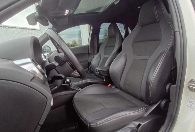 Audi A1 SPORTBACK 1.4 TFSI 122 ch *S-Line / Toit Ouvrant / Config Exceptionnelle