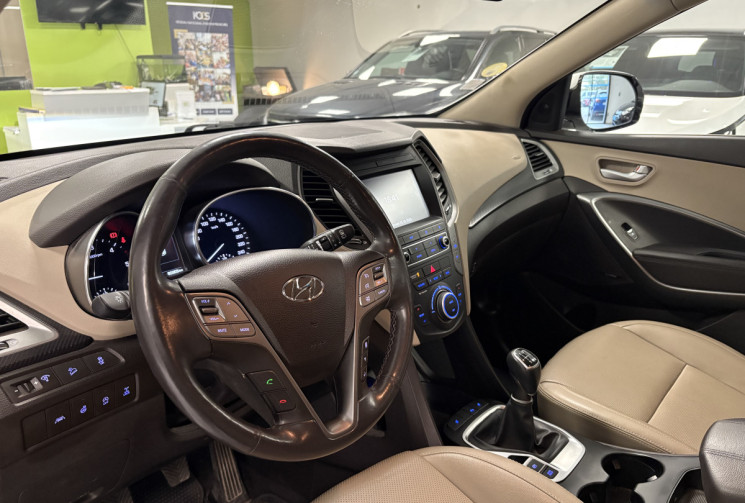 Hyundai SANTA FE 2.2 CRDI 200 CV  Hyundai SANTA FE 2.2 CRDI 200 CV
