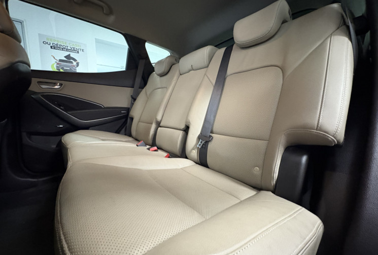 Hyundai SANTA FE 2.2 CRDI 200 CV  Hyundai SANTA FE 2.2 CRDI 200 CV