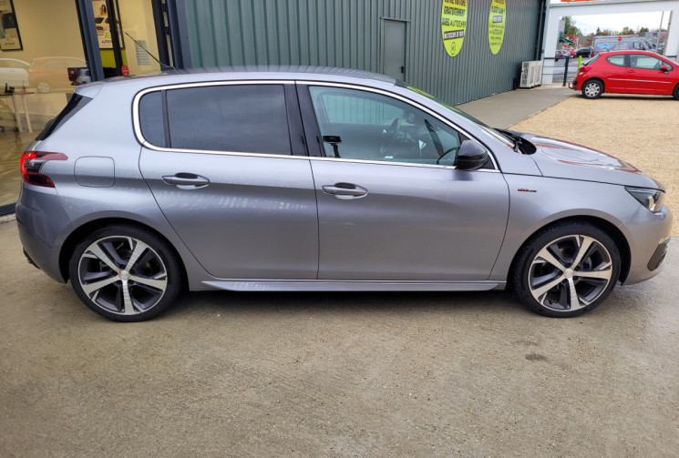 Peugeot 308 1.2 PURETECH GT LINE EAT8