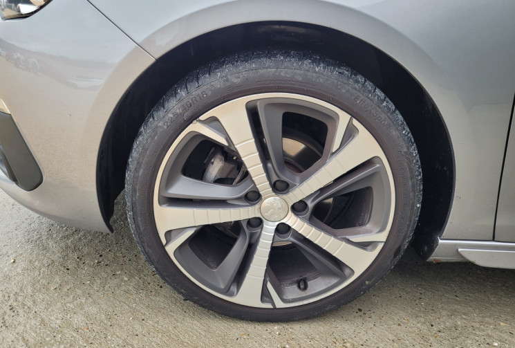 Peugeot 308 1.2 PURETECH GT LINE EAT8