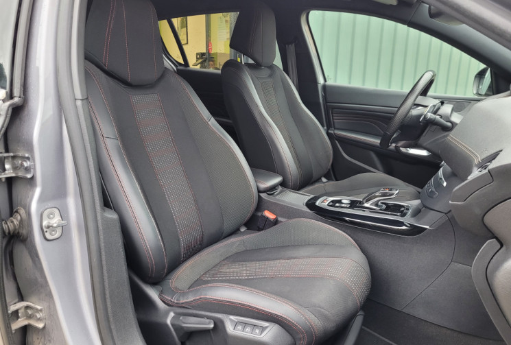 Peugeot 308 1.2 PURETECH GT LINE EAT8