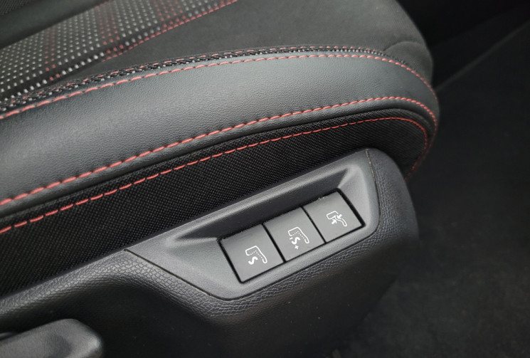 Peugeot 308 1.2 PURETECH GT LINE EAT8