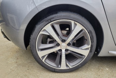 Peugeot 308 1.2 PURETECH GT LINE EAT8