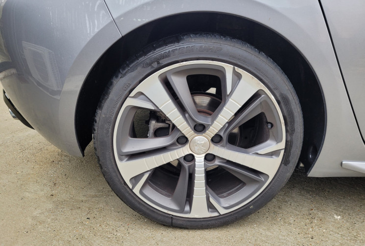 Peugeot 308 1.2 PURETECH GT LINE EAT8