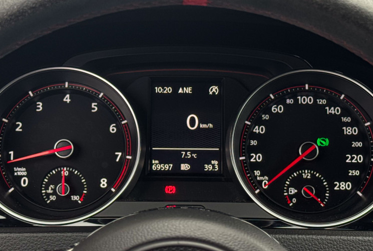 Volkswagen Golf VII 2.0 TSI Clubsport DSG 5P entretien VW Volkswagen Golf VII 2.0 TSI Clubsport DSG 5P entretien VW