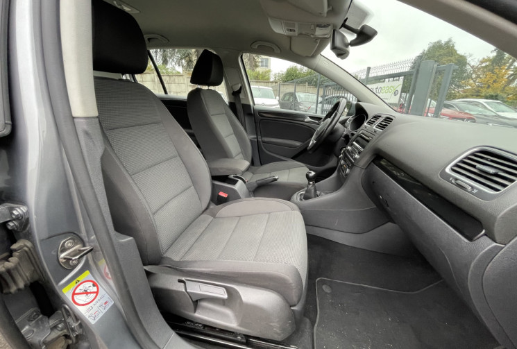 Volkswagen Golf 1.6 TDI / 105 CH / CONFORTLINE Volkswagen Golf 1.6 TDI / 105 CH / CONFORTLINE