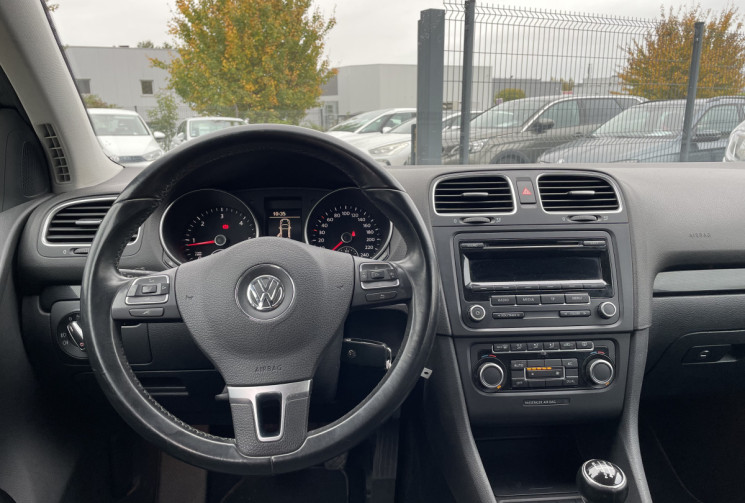 Volkswagen Golf 1.6 TDI / 105 CH / CONFORTLINE Volkswagen Golf 1.6 TDI / 105 CH / CONFORTLINE