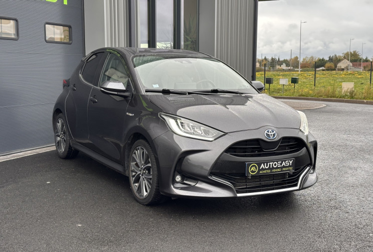 Toyota Yaris 1.5 VVTI 116cv Hybrid E-CVT Iconic - JBL - CAMERA - CUIR - HUD Toyota Yaris 1.5 VVTI 116cv Hybrid E-CVT Iconic - JBL - CAMERA - CUIR - HUD