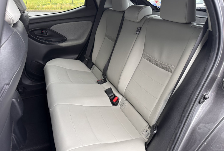 Toyota Yaris 1.5 VVTI 116cv Hybrid E-CVT Iconic - JBL - CAMERA - CUIR - HUD Toyota Yaris 1.5 VVTI 116cv Hybrid E-CVT Iconic - JBL - CAMERA - CUIR - HUD