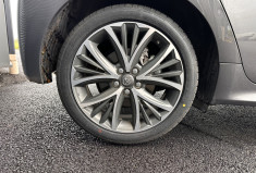 Toyota Yaris 1.5 VVTI 116cv Hybrid E-CVT Iconic - JBL - CAMERA - CUIR - HUD Toyota Yaris 1.5 VVTI 116cv Hybrid E-CVT Iconic - JBL - CAMERA - CUIR - HUD