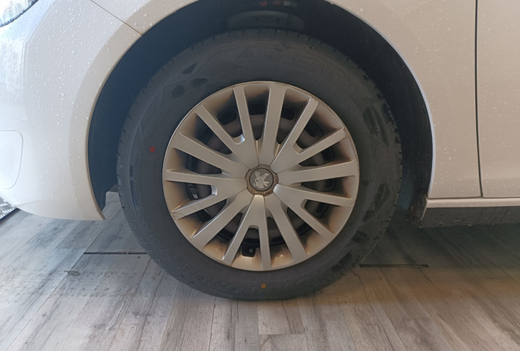 Peugeot 308 AFFAIRE  II (T9) 1.6 HDi S&S 99 cv Peugeot 308 AFFAIRE  II (T9) 1.6 HDi S&S 99 cv