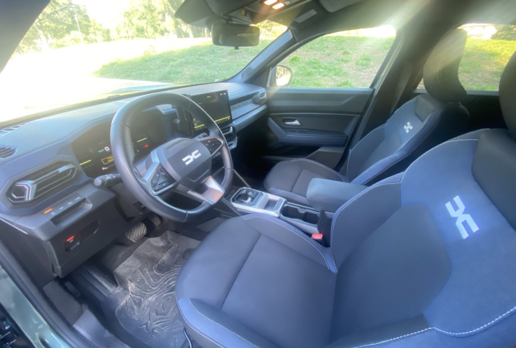Dacia Duster III 1.6 16V JOURNEY Hybrid 140CH  Dacia Duster III 1.6 16V JOURNEY Hybrid 140CH