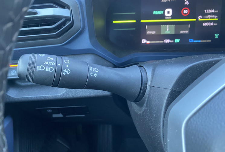 Dacia Duster III 1.6 16V JOURNEY Hybrid 140CH  Dacia Duster III 1.6 16V JOURNEY Hybrid 140CH