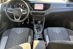 Volkswagen Polo VI Phase 2 1.0 TSI R LINE 95CH CARPLAY-CAMERA - GARANTIE VW 2028 Volkswagen Polo VI Phase 2 1.0 TSI R LINE 95CH CARPLAY-CAMERA - GARANTIE VW 2028