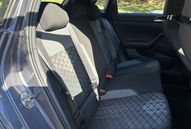 Volkswagen Polo VI Phase 2 1.0 TSI R LINE 95CH CARPLAY-CAMERA - GARANTIE VW 2028 Volkswagen Polo VI Phase 2 1.0 TSI R LINE 95CH CARPLAY-CAMERA - GARANTIE VW 2028