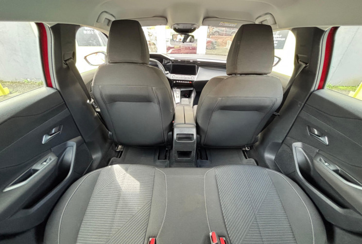 Peugeot 308 III 1.5 BlueHDi 16V EAT8 S&S 130 cv Boîte auto // Première main // Etat neuf Peugeot 308 III 1.5 BlueHDi 16V EAT8 S&S 130 cv Boîte auto // Première main // Etat neuf