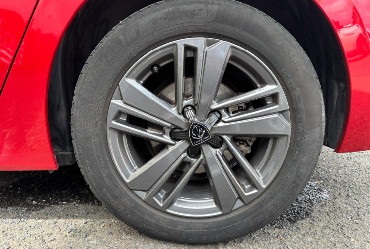 Peugeot 308 III 1.5 BlueHDi 16V EAT8 S&S 130 cv Boîte auto // Première main // Etat neuf Peugeot 308 III 1.5 BlueHDi 16V EAT8 S&S 130 cv Boîte auto // Première main // Etat neuf