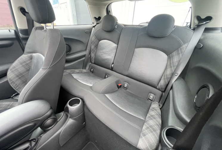 Mini Mini One D 95ch * Blackfriars *toit ouvrant* ct ok* Radars