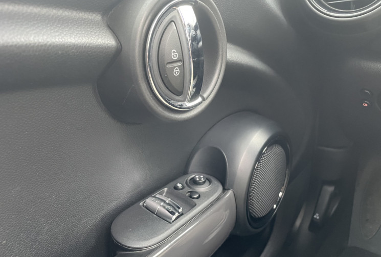 Mini Mini One D 95ch * Blackfriars *toit ouvrant* ct ok* Radars