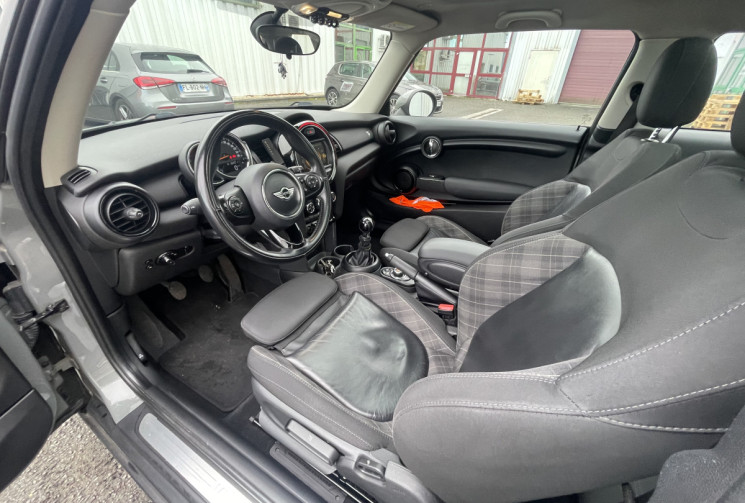 Mini Mini One D 95ch * Blackfriars *toit ouvrant* ct ok*  Mini Mini One D 95ch * Blackfriars *toit ouvrant* ct ok*