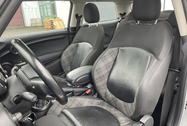 Mini Mini One D 95ch * Blackfriars *toit ouvrant* ct ok*  Mini Mini One D 95ch * Blackfriars *toit ouvrant* ct ok*