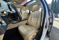 Jaguar XJ 3.0 SDV6 275 cv Portfolio / Toit ouvrant