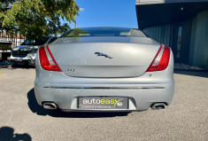 Jaguar XJ 3.0 SDV6 275 cv Portfolio / Toit ouvrant