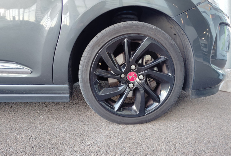 DS DS 3 THP 165ch Performance Line S&S DS DS 3 THP 165ch Performance Line S&S