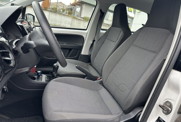 Volkswagen up! 1.0 i WHITE 75  Volkswagen up! 1.0 i WHITE 75