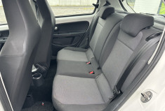 Volkswagen up! 1.0 i WHITE 75  Volkswagen up! 1.0 i WHITE 75