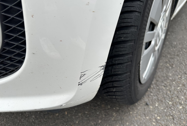 Volkswagen up! 1.0 i WHITE 75  Volkswagen up! 1.0 i WHITE 75