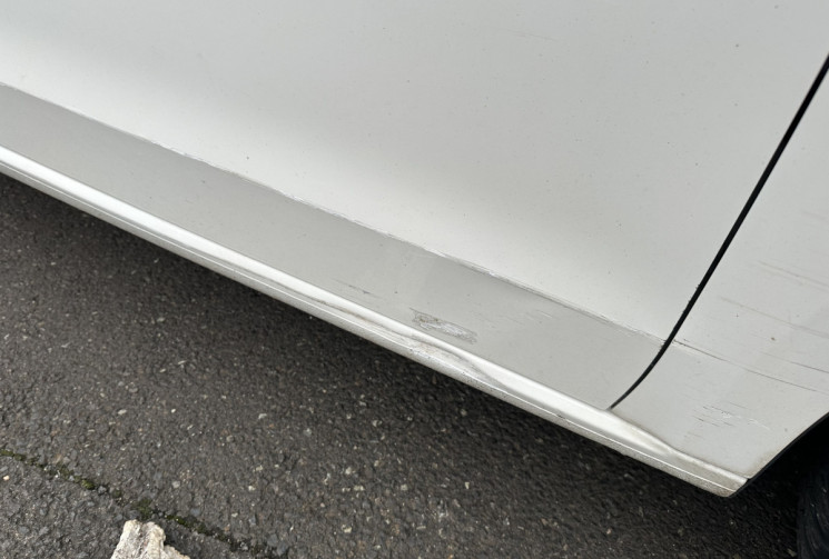 Volkswagen up! 1.0 i WHITE 75  Volkswagen up! 1.0 i WHITE 75