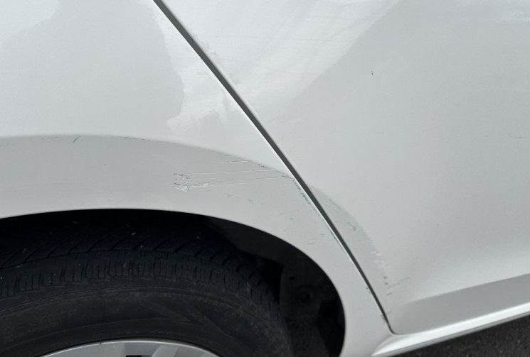 Volkswagen up! 1.0 i WHITE 75  Volkswagen up! 1.0 i WHITE 75