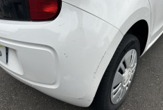 Volkswagen up! 1.0 i WHITE 75  Volkswagen up! 1.0 i WHITE 75