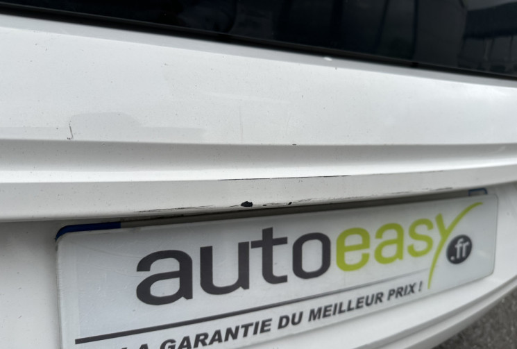 Volkswagen up! 1.0 i WHITE 75  Volkswagen up! 1.0 i WHITE 75