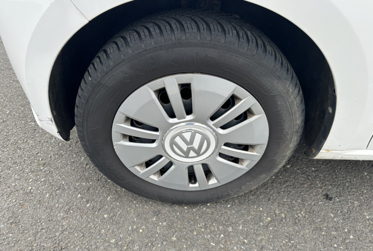 Volkswagen up! 1.0 i WHITE 75  Volkswagen up! 1.0 i WHITE 75