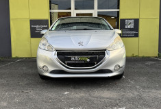 Peugeot 208 I 5 Portes 1.4 HDi FAP 68 cv Active // Première main // Controle technique vierge