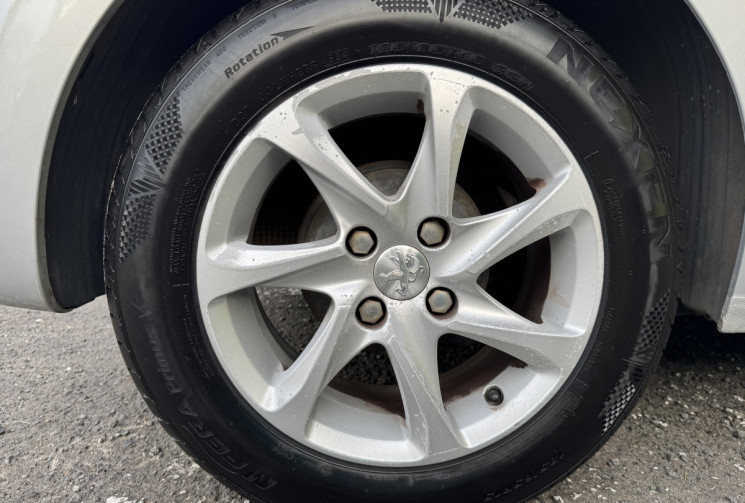 Peugeot 208 I 5 Portes 1.4 HDi FAP 68 cv Active