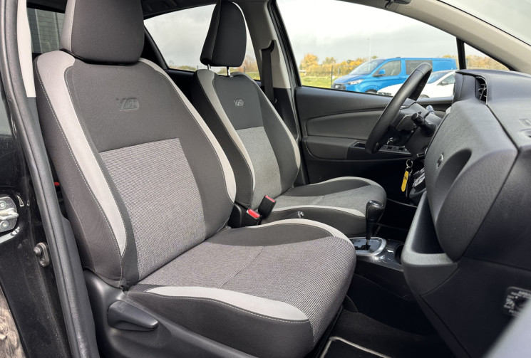 Toyota Yaris 3 1.5 VVTi BVA 111 cv FLEXFUEL ETHANOL - CARPLAY - CLIM - CAMERA Toyota Yaris 3 1.5 VVTi BVA 111 cv FLEXFUEL ETHANOL - CARPLAY - CLIM - CAMERA