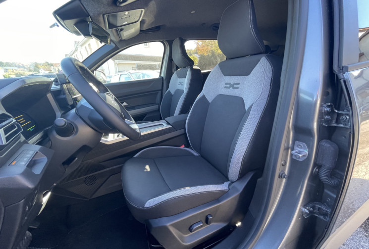 Dacia Bigster 1.8 FHEV / 155 CH / JOURNEY Dacia Bigster 1.8 FHEV / 155 CH / JOURNEY