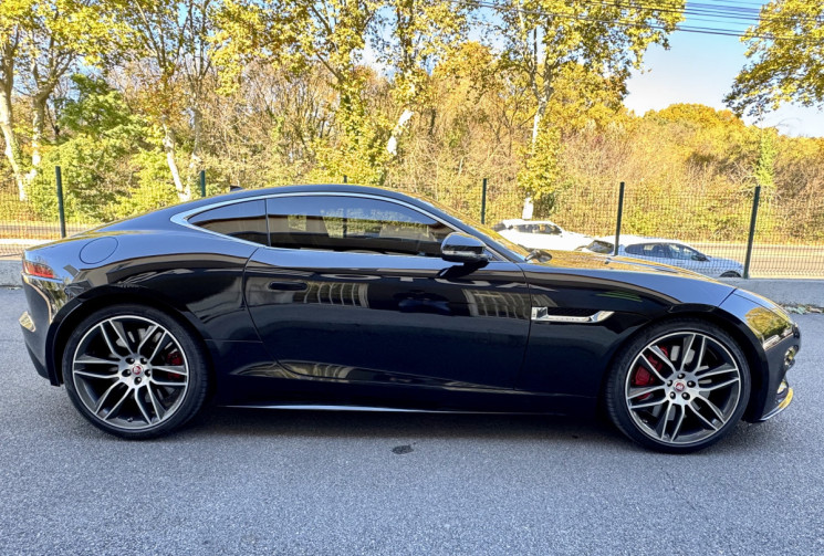 Jaguar F-Type Coupé  R 5.0 S/C V8 550 ch AWD / 26 000 km / Entretien Jaguar Jaguar F-Type Coupé  R 5.0 S/C V8 550 ch AWD / 26 000 km / Entretien Jaguar