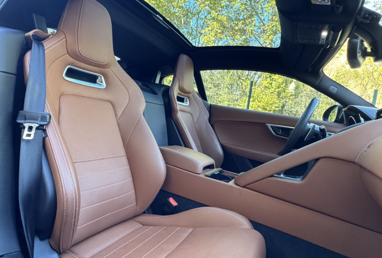 Jaguar F-Type Coupé  R 5.0 S/C V8 550 ch AWD / 26 000 km / Entretien Jaguar Jaguar F-Type Coupé  R 5.0 S/C V8 550 ch AWD / 26 000 km / Entretien Jaguar