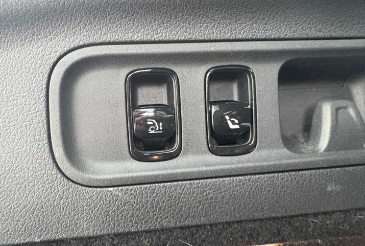 Mercedes GLC 300e AMG Line 313ch 4Matic 9G-Tronic * Full Options * TO * Burmester Mercedes GLC 300e AMG Line 313ch 4Matic 9G-Tronic * Full Options * TO * Burmester