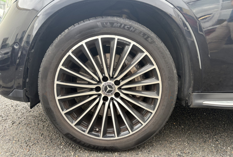 Mercedes GLC 300e AMG Line 313ch 4Matic 9G-Tronic * Full Options * TO * Burmester Mercedes GLC 300e AMG Line 313ch 4Matic 9G-Tronic * Full Options * TO * Burmester