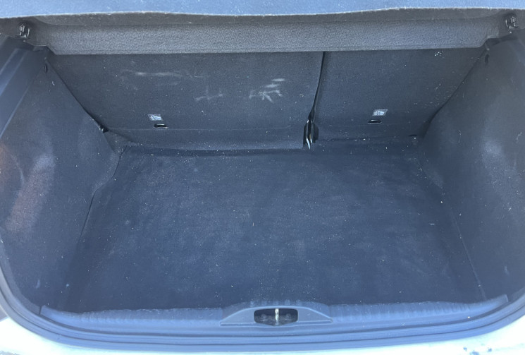 Citroën C3 1.2 PureTech 82 Feel / Distribution OK / CarPlay Android Auto / Radars AR Citroën C3 1.2 PureTech 82 Feel / Distribution OK / CarPlay Android Auto / Radars AR