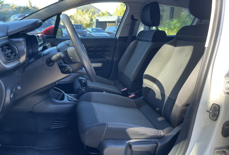 Citroën C3 1.2 PureTech 82 Feel / Distribution OK / CarPlay Android Auto / Radars AR Citroën C3 1.2 PureTech 82 Feel / Distribution OK / CarPlay Android Auto / Radars AR